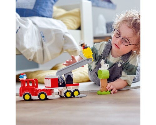 Конструктор LEGO DUPLO Town Пожежна машина 21 деталь (10969)
