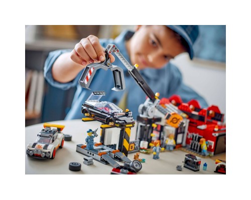 Конструктор LEGO City Звалище з автомобілями (60472)