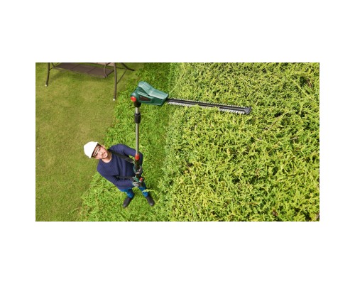 Кущоріз Bosch акумуляторний UniversalHedgePole 18 18V, 43мм, крок різу 16мм, 3.6кг (без АКБ та ЗП) (0.600.8B3.001)