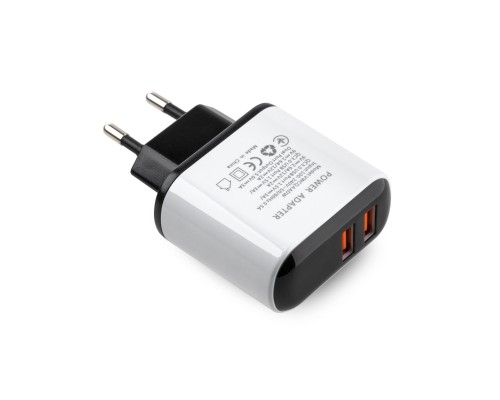 Зарядний пристрій Vinga 2 Port QC3.0 Display Wall Charger (VWCQAADW)