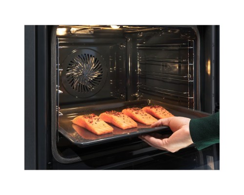 Духова шафа Electrolux EOB8S39WZ