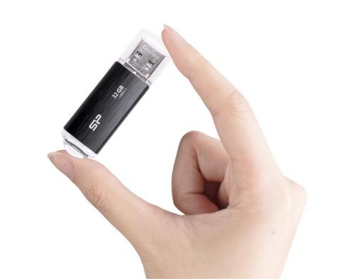 USB флеш накопичувач Silicon Power 32GB Blaze B02 Black USB 3.0 (SP032GBUF3B02V1K) 