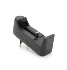 Зарядний пристрій для акумуляторів Merlion 1 Slot, AA/AAA/18650, 3.7V/1000mAh (BLC-001A / 04448)