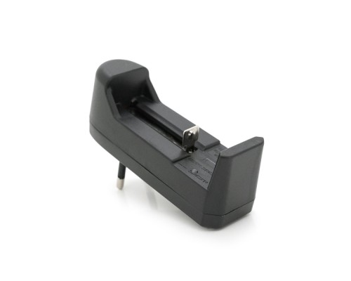 Зарядний пристрій для акумуляторів Merlion 1 Slot, AA/AAA/18650, 3.7V/1000mAh (BLC-001A / 04448)