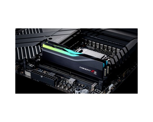 Модуль пам'яті для комп'ютера DDR5 64GB (2x32GB) 5600 MHz Trident Z5 RGB G.Skill (F5-5600J3636D32GX2-TZ5RK)