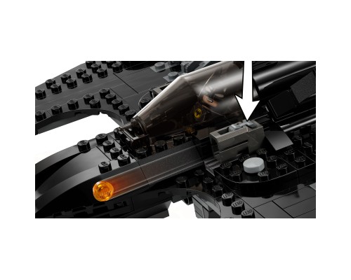 Конструктор LEGO DC Batman Бетмоліт: Бетмен проти Джокера 357 деталей (76265)