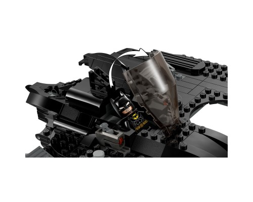 Конструктор LEGO DC Batman Бетмоліт: Бетмен проти Джокера 357 деталей (76265)