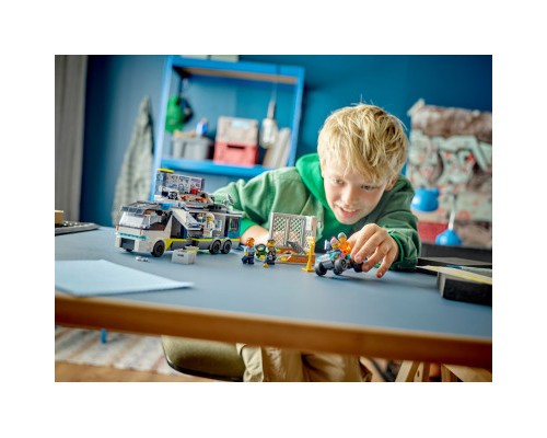 Конструктор LEGO City Пересувна поліцейська криміналістична лабораторія 674 деталей (60418)