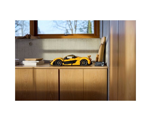 Конструктор LEGO Technic McLaren P1 3893 деталі (42172)