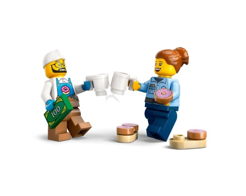 Конструктор LEGO City Вантажівка з пончиками (60452)
