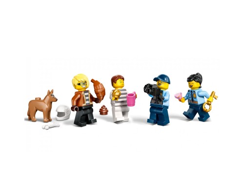Конструктор LEGO City Переслідування на поліцейській дільниці 172 деталей (60370)