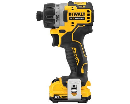 Шуруповерт DeWALT 12V XR Li-Ion, 8 Нм, 1100 об/мин, 2x2Ah, кейс (DCF601D2)