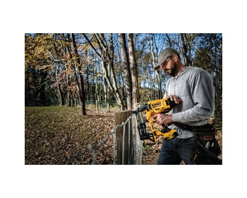 Степлер будівельний DeWALT 18В XR Li-Ion, діаметр/довжина скоби 4/50 мм (без АКБ та ЗП) (DCFS950N)