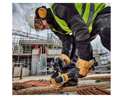 Шліфувальна машина DeWALT 18В XR Li-lon, 125 мм, 9000 об/хв, вага 1.74 кг, TSTAK (без АКБ та ЗП) (DCG406NT)