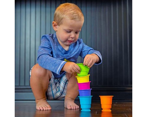 Розвиваюча іграшка Fat Brain Toys тактильна М'які чашки Suction Kupz 6 шт (F183ML) Розвиваюча іграшка Fat Brain Toys тактильна М'які чашки Suction Kupz 6 шт (F183ML)