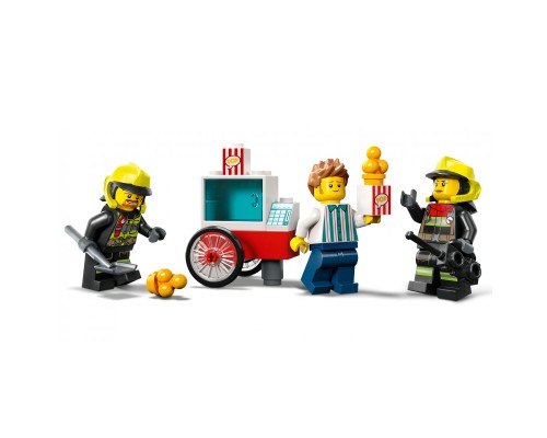 Конструктор LEGO City Пожежне депо та пожежна машина 153 деталі (60375)