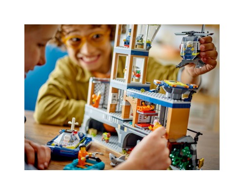 Конструктор LEGO City Поліцейський острів-в'язниця 980 деталей (60419)