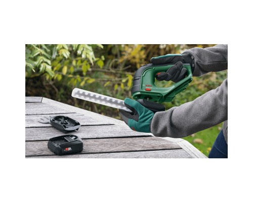 Кущоріз Bosch AdvancedShear 18В-10, 10/20см, крок різу 8мм (без АКБ та ЗП) (0.600.857.001)