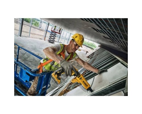 Шуруповерт DeWALT 18V XR Li-Ion, 2x2Ah, 30/5 Нм, 4400 об/хв, кейс (DCF620D2K)