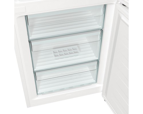Холодильник Gorenje NRK6202EW4