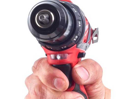 Шуруповерт Milwaukee M12 BDD-201C, 30 Нм, 2Ah, кейс (4933479439)