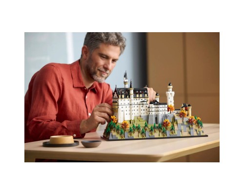 Конструктор LEGO Architecture Замок Нойшванштайн (21063)
