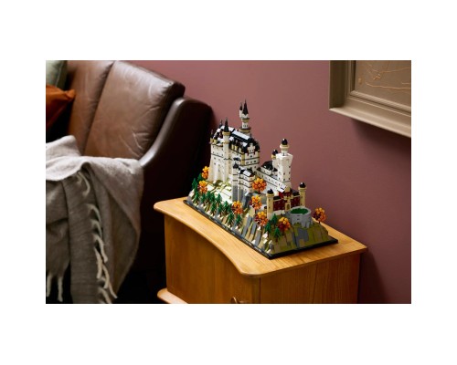 Конструктор LEGO Architecture Замок Нойшванштайн (21063)