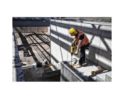 Бур DeWALT SDS-MAX ,XLR, 4 кромки, 42x450x570 мм (DT60847)