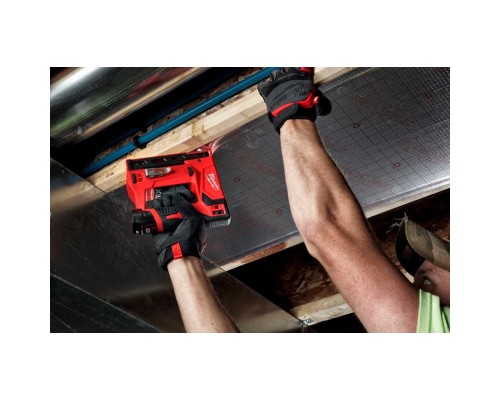 Степлер будівельний Milwaukee M12 BST-202X 2x2Ah, HD кейс (4933459635)