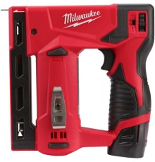 Степлер будівельний Milwaukee M12 BST-202X 2x2Ah, HD кейс (4933459635)