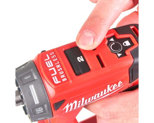 Шуруповерт Milwaukee M12 FDDXKIT-0X, 34Нм, 4 насадки FIXTEC, HD кейс (без АКБ та ЗП) (4933471332)