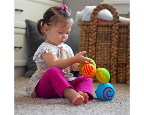 Розвиваюча іграшка Fat Brain Toys Сортер сенсорний Сфери Омбі Oombee Ball (F230ML) Розвиваюча іграшка Fat Brain Toys Сортер сенсорний Сфери Омбі Oombee Ball (F230ML)