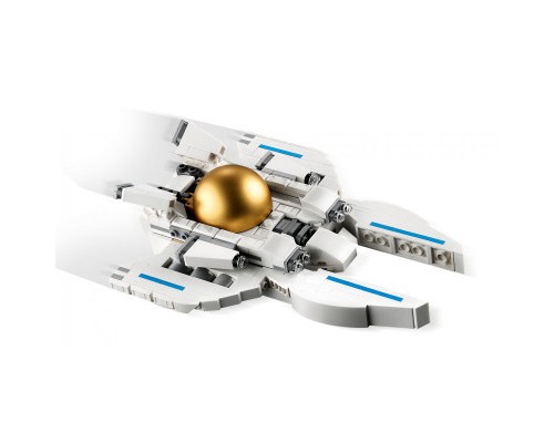 Конструктор LEGO Creator Космонавт 647 деталей (31152)