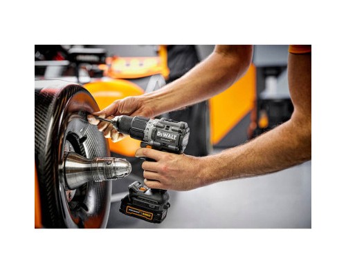 Шуруповерт DeWALT McLaren F1, XR Li-Ion PowerStack 18V GFN блок 2x1.7Ah, 90 Нм, кейс TSTAK (DCD85ME2GT)
