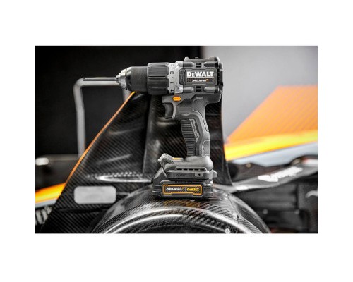 Шуруповерт DeWALT McLaren F1, XR Li-Ion PowerStack 18V GFN блок 2x1.7Ah, 90 Нм, кейс TSTAK (DCD85ME2GT)