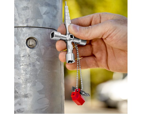 Ключ KNIPEX для електрошаф, професійний (00 11 04)