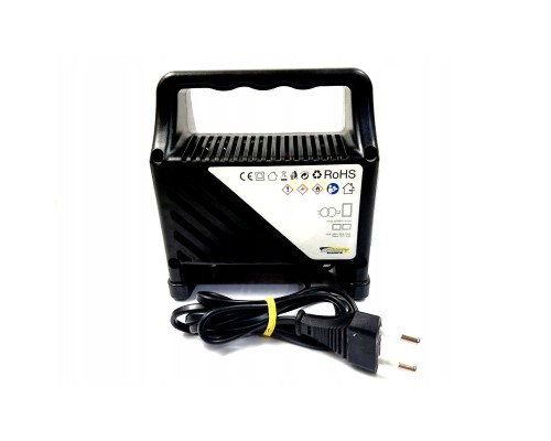 Зарядний пристрій для автомобільного акумулятора GRAND PRIX 6A 12V (33706-IS)