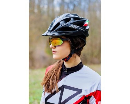 Шолом Velotrade с козырьком СIGNA WT-036 черный L (58-61см) (HEAD-011)
