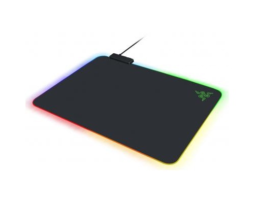 Килимок для мишки Razer Firefly V2 (RZ02-03020100-R3M1)