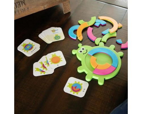 Розвиваюча іграшка Fat Brain Toys Пазл Збери жука Bugzzle (F209ML) Розвиваюча іграшка Fat Brain Toys Пазл Збери жука Bugzzle (F209ML)