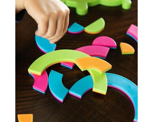 Розвиваюча іграшка Fat Brain Toys Пазл Збери жука Bugzzle (F209ML) Розвиваюча іграшка Fat Brain Toys Пазл Збери жука Bugzzle (F209ML)