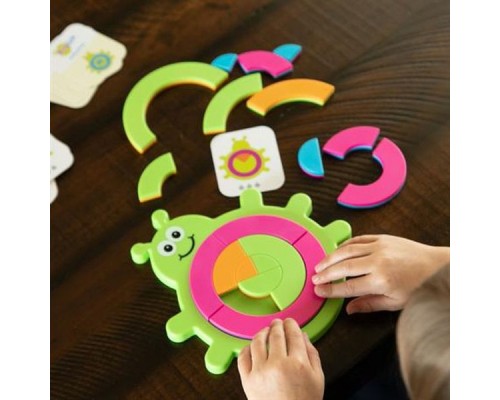 Розвиваюча іграшка Fat Brain Toys Пазл Збери жука Bugzzle (F209ML) Розвиваюча іграшка Fat Brain Toys Пазл Збери жука Bugzzle (F209ML)