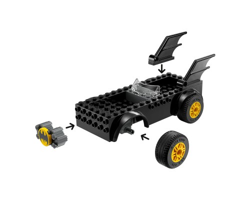 Конструктор LEGO DC Batman Погоня на Бетмобілі: Бетмен проти Джокера 54 деталі (76264)