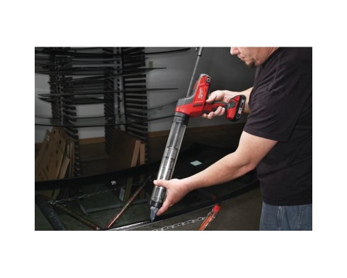 Пістолет для герметика Milwaukee C18 PCG/600T-201B 600 мл, 2Ah, сумка (4933441808)