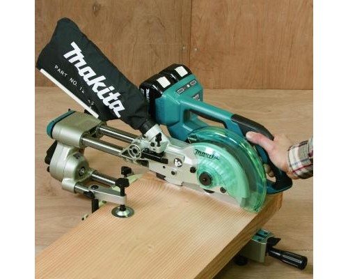 Торцювальна пила Makita с протяжкой 18В + 5Аг х 2шт, 190мм (DLS714RT2)