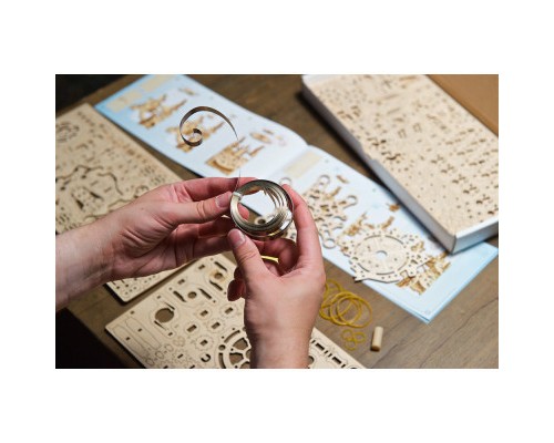 Конструктор Ugears Гексапод Дослідник (6337287)