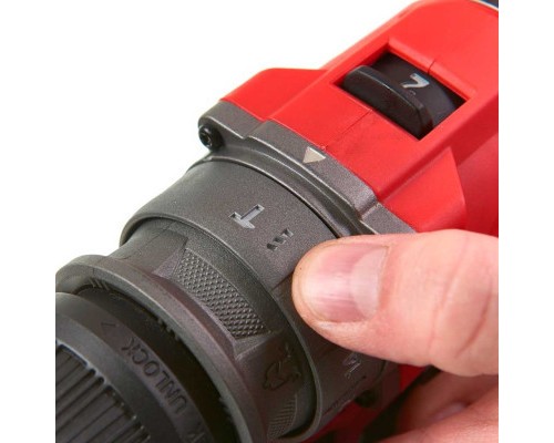 Шуруповерт Milwaukee M12 FPDXKIT-202X, 44Нм, 2x2Аг, 2 насадки, кейс (4933464138)