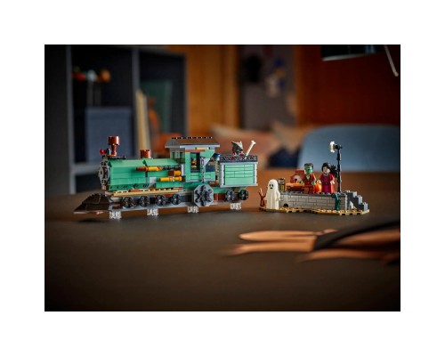 Конструктор LEGO Creator Маєток із привидами (31167)