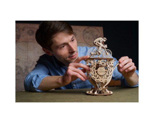 Конструктор Ugears Автоматон Велосипедист (6337280)