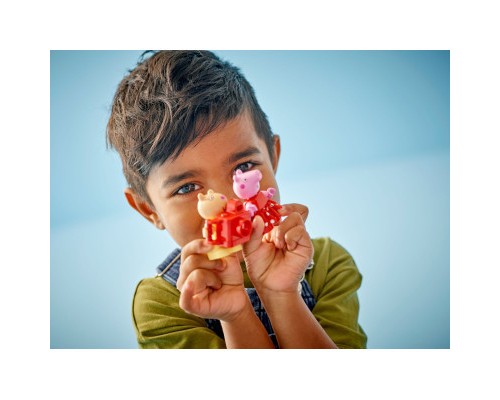 Конструктор LEGO DUPLO Peppa Pig Святковий будинок Пеппи (10433)
